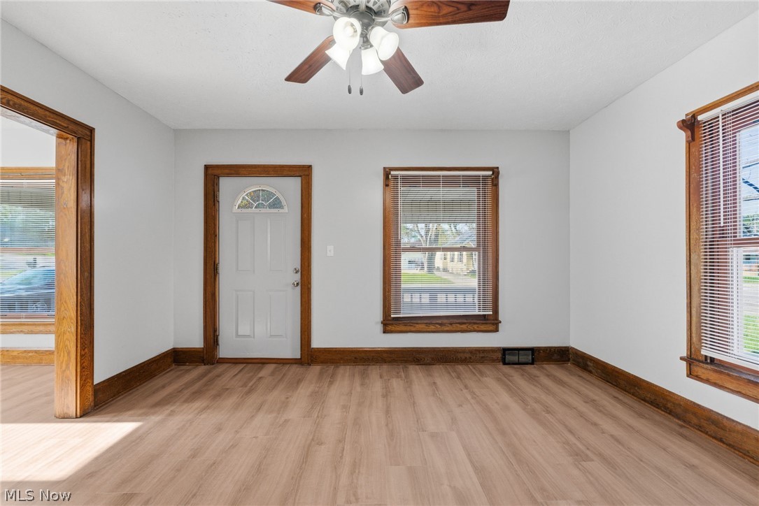 3237 State Street NW North Canton OH 44720