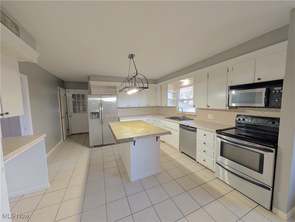 545 N Ray Drive Zanesville OH 43701