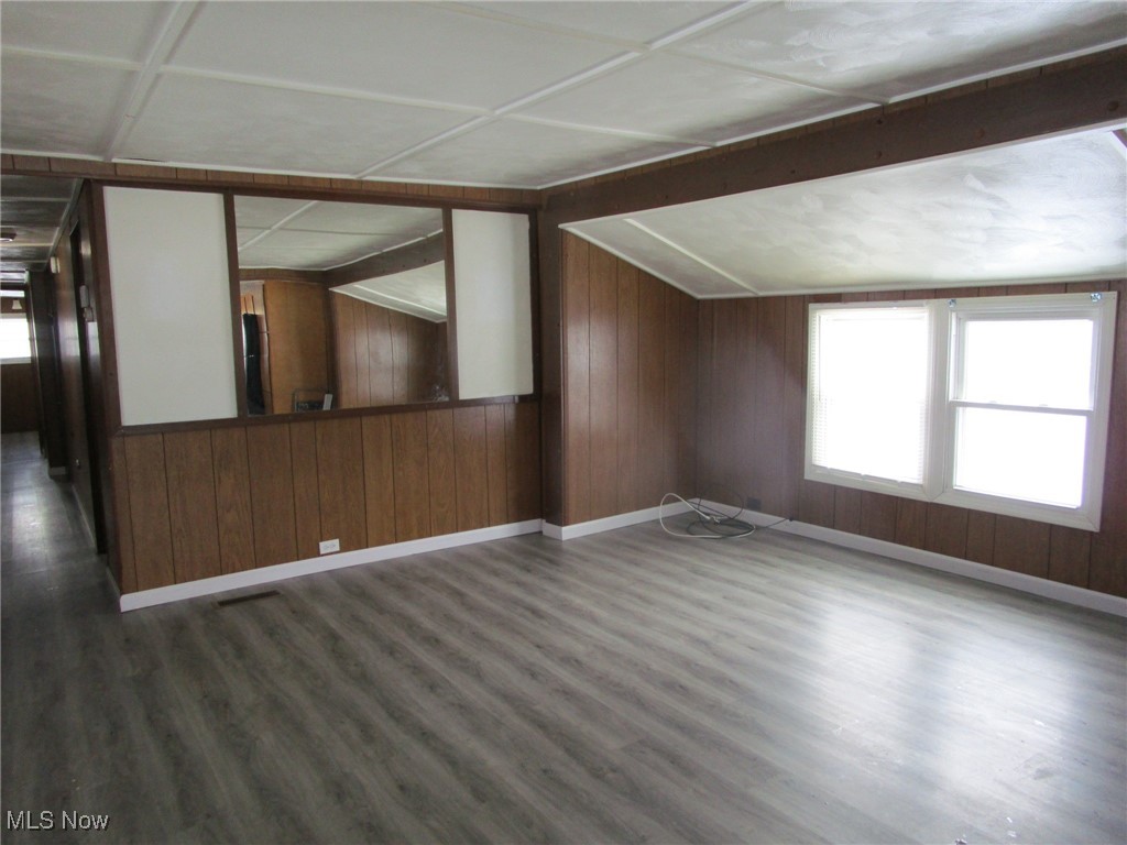 183 1626 E 51st Street Ashtabula OH 44004