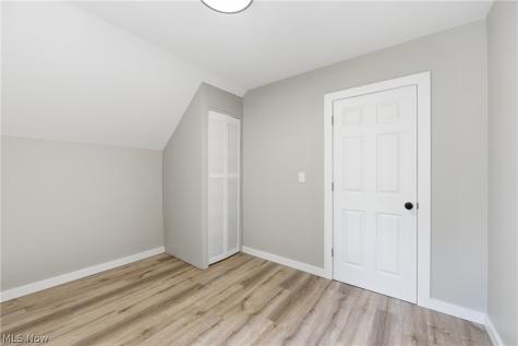 4256 W 22nd Street Cleveland OH 44109