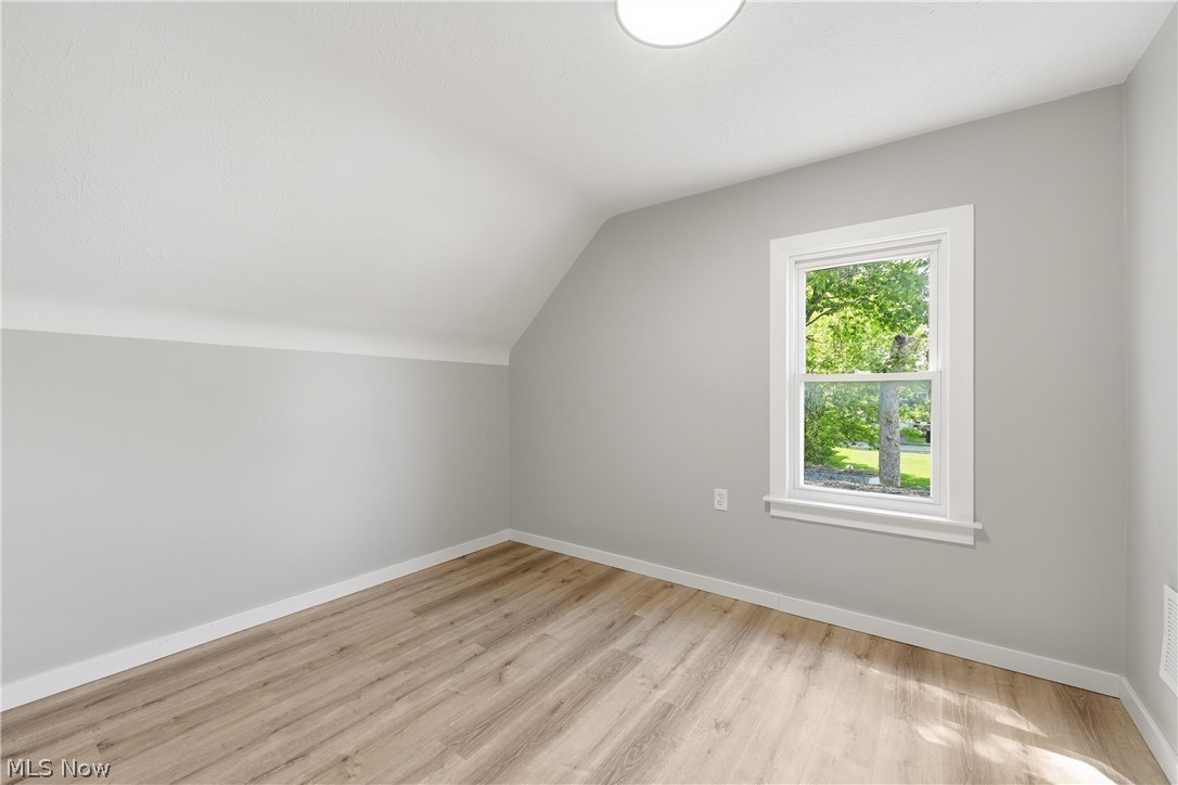 4256 W 22nd Street Cleveland OH 44109