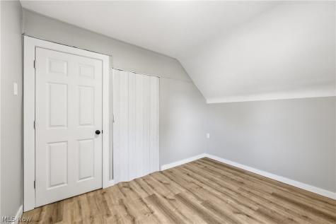 4256 W 22nd Street Cleveland OH 44109
