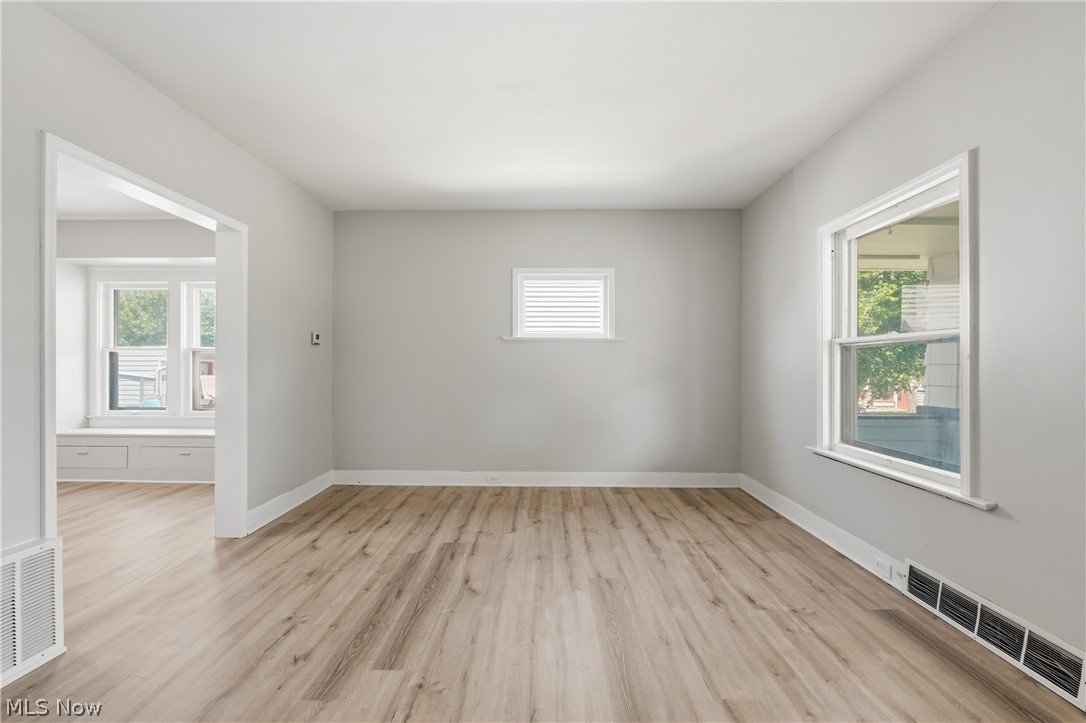 4256 W 22nd Street Cleveland OH 44109