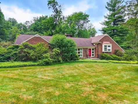 21 Hampshire Road Akron OH 44313