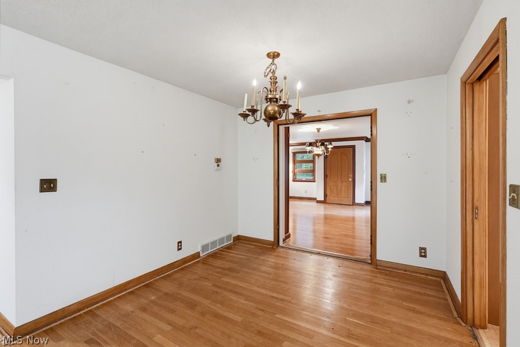 21 Hampshire Road Akron OH 44313