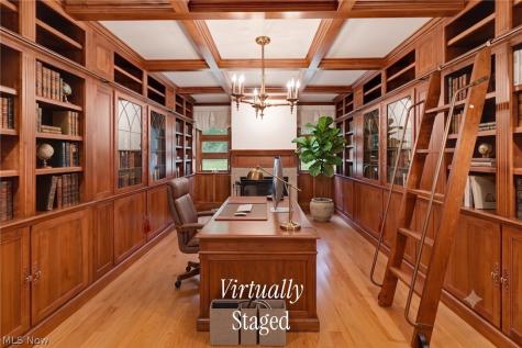 21 Hampshire Road Akron OH 44313