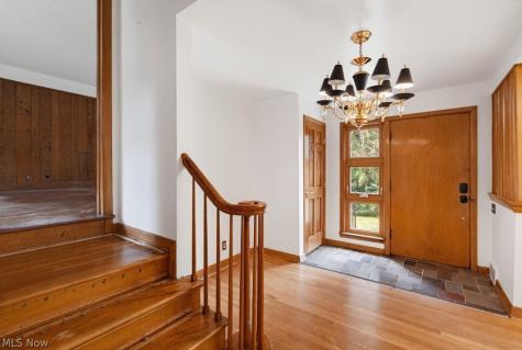 21 Hampshire Road Akron OH 44313