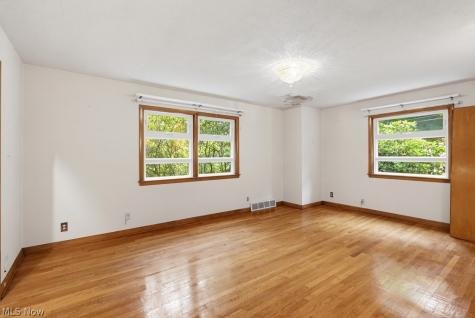 21 Hampshire Road Akron OH 44313