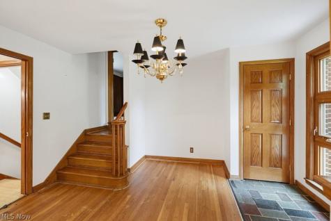 21 Hampshire Road Akron OH 44313