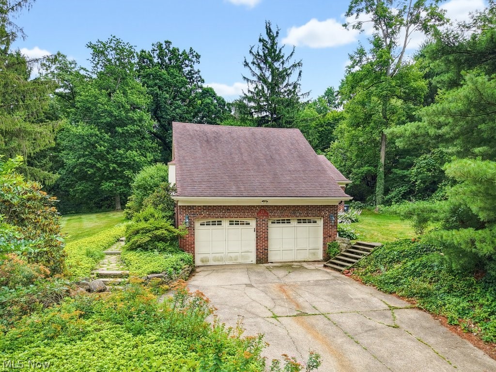 21 Hampshire Road Akron OH 44313