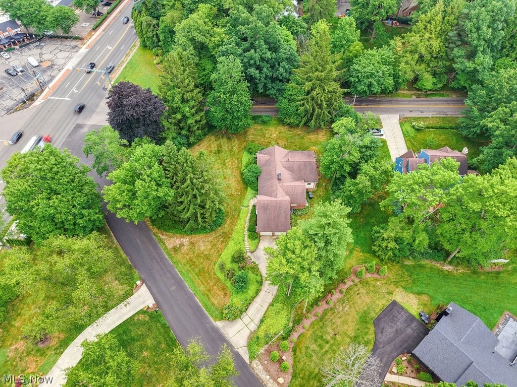 21 Hampshire Road Akron OH 44313