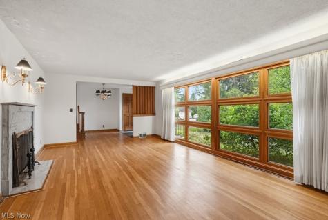 21 Hampshire Road Akron OH 44313