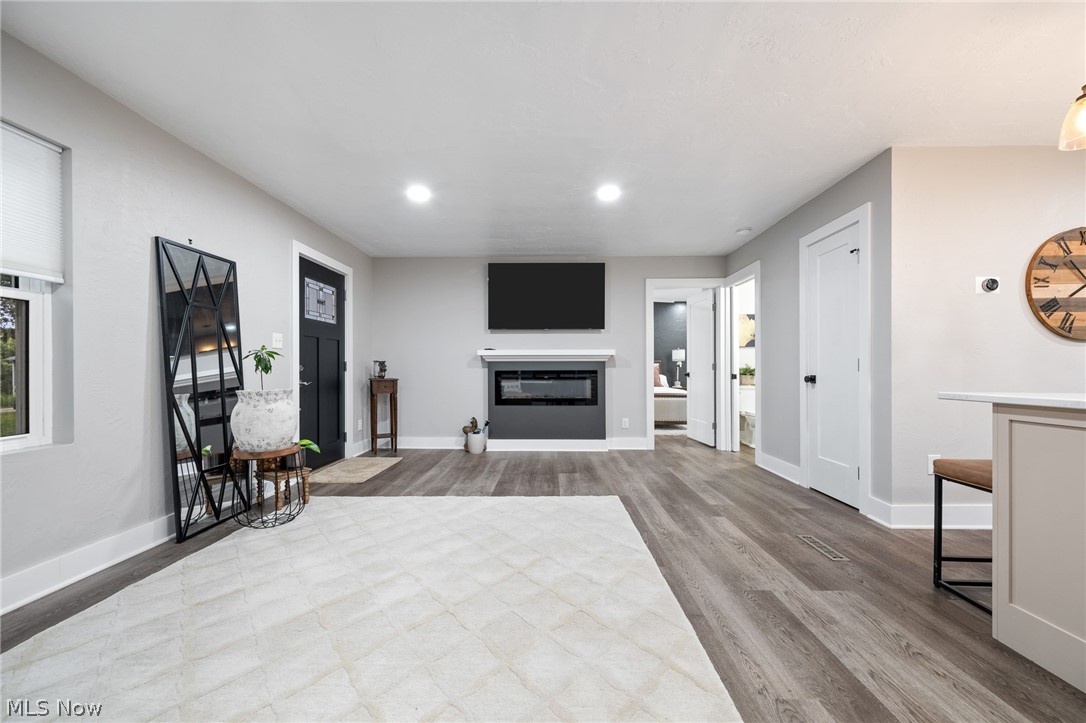678 Portage Lakes Drive Akron OH 44319