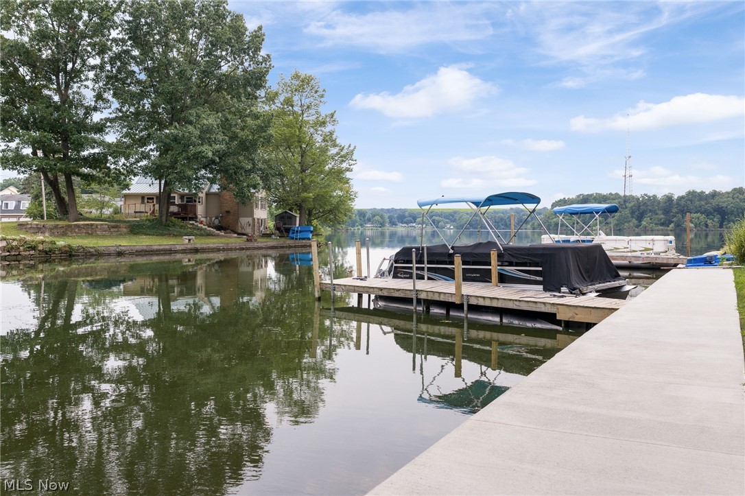 678 Portage Lakes Drive Akron OH 44319