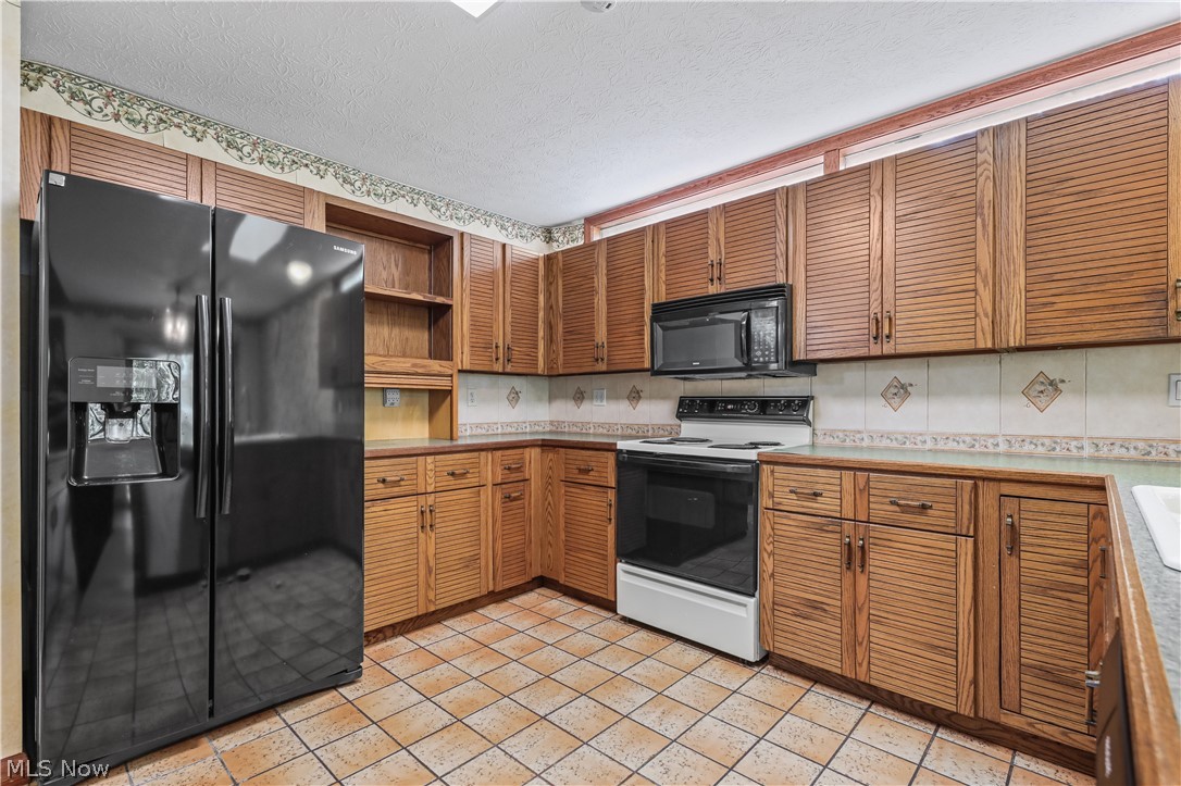 3626 Antoinette Drive Cuyahoga Falls OH 44223