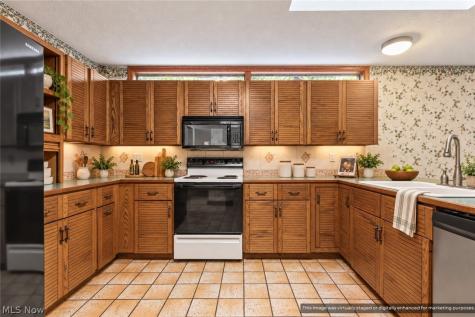 3626 Antoinette Drive Cuyahoga Falls OH 44223