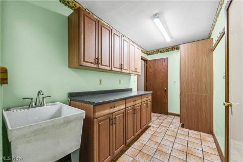 3626 Antoinette Drive Cuyahoga Falls OH 44223