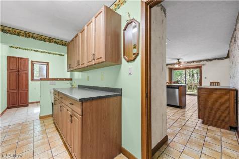 3626 Antoinette Drive Cuyahoga Falls OH 44223