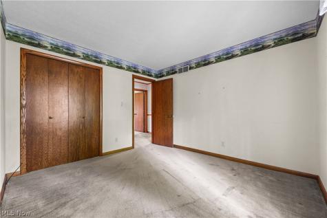 3626 Antoinette Drive Cuyahoga Falls OH 44223