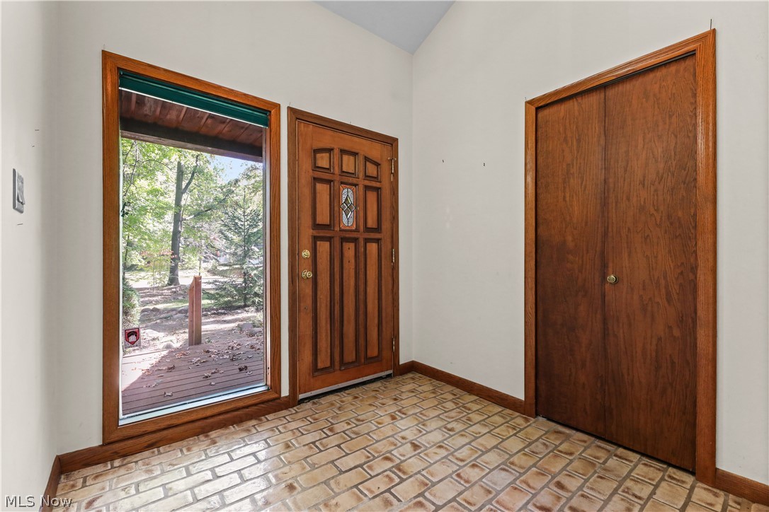 3626 Antoinette Drive Cuyahoga Falls OH 44223