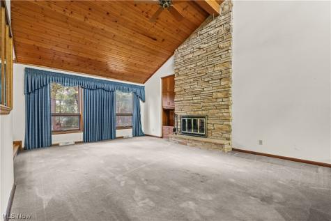 3626 Antoinette Drive Cuyahoga Falls OH 44223
