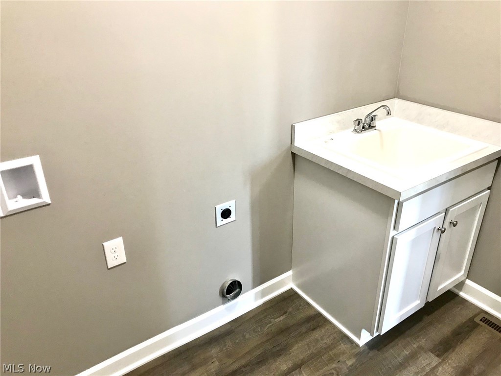 3483 Wicker Street NE Canton OH 44721