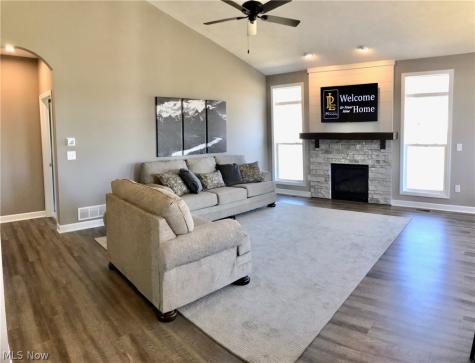 3483 Wicker Street NE Canton OH 44721