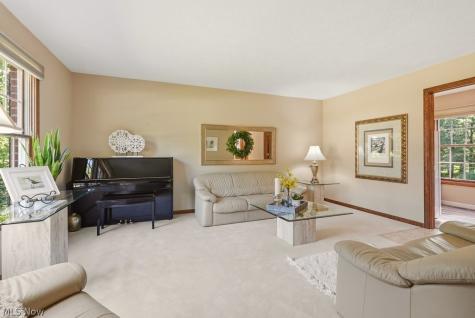 3575 Avanti Lane Uniontown OH 44685