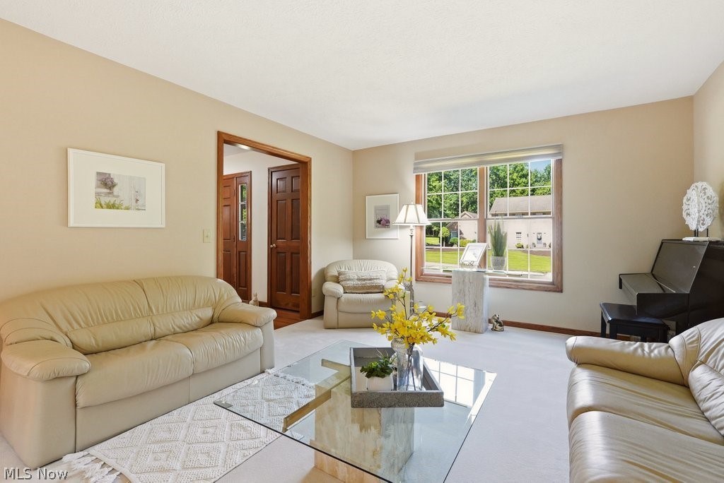 3575 Avanti Lane Uniontown OH 44685