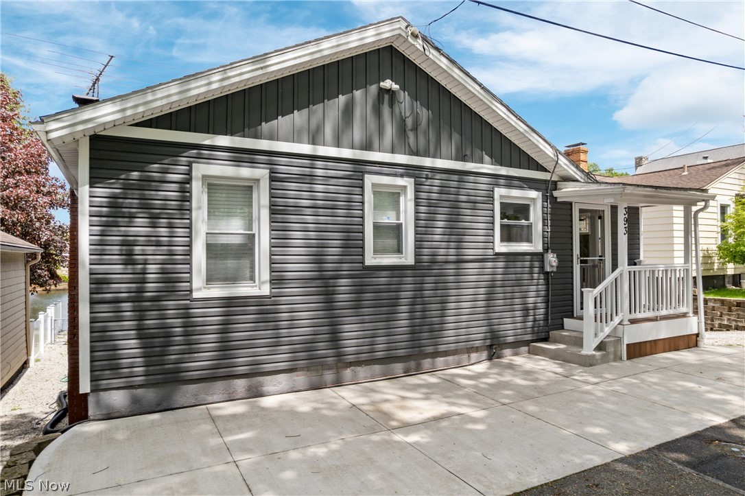 393 Wrico Street Coventry OH 44319