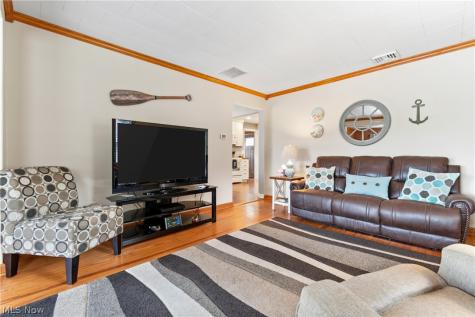 393 Wrico Street Coventry OH 44319