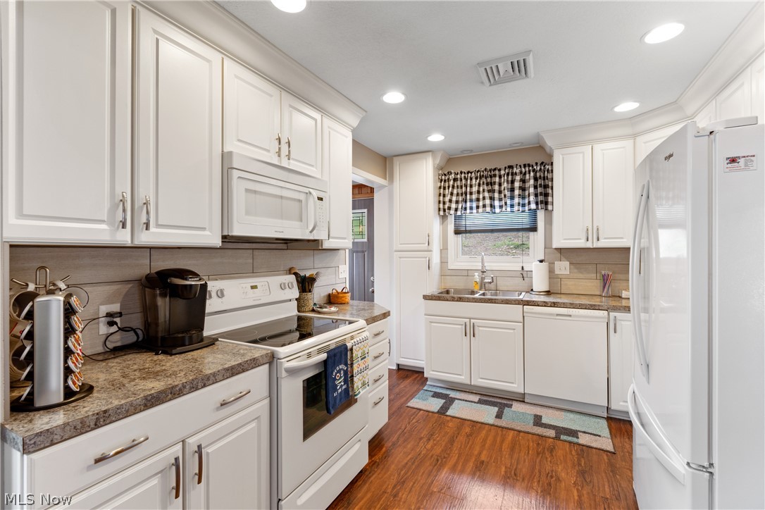 393 Wrico Street Coventry OH 44319