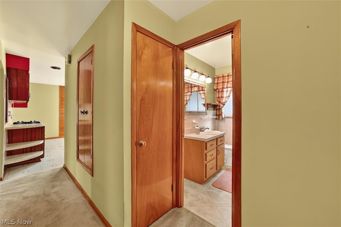 9180 Stonington Road Parma Heights OH 44130