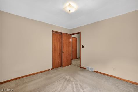 9180 Stonington Road Parma Heights OH 44130