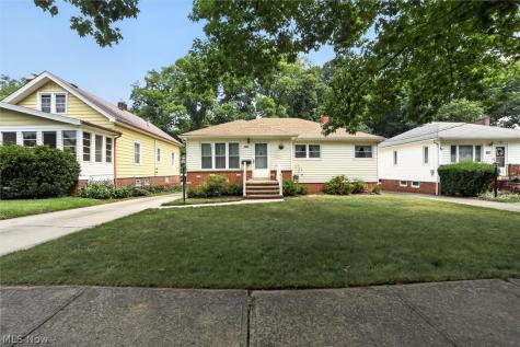 9180 Stonington Road Parma Heights OH 44130