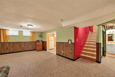 9180 Stonington Road Parma Heights OH 44130