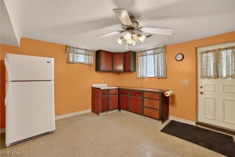 9180 Stonington Road Parma Heights OH 44130