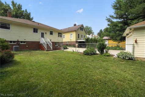 9180 Stonington Road Parma Heights OH 44130