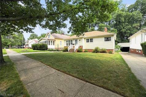 9180 Stonington Road Parma Heights OH 44130