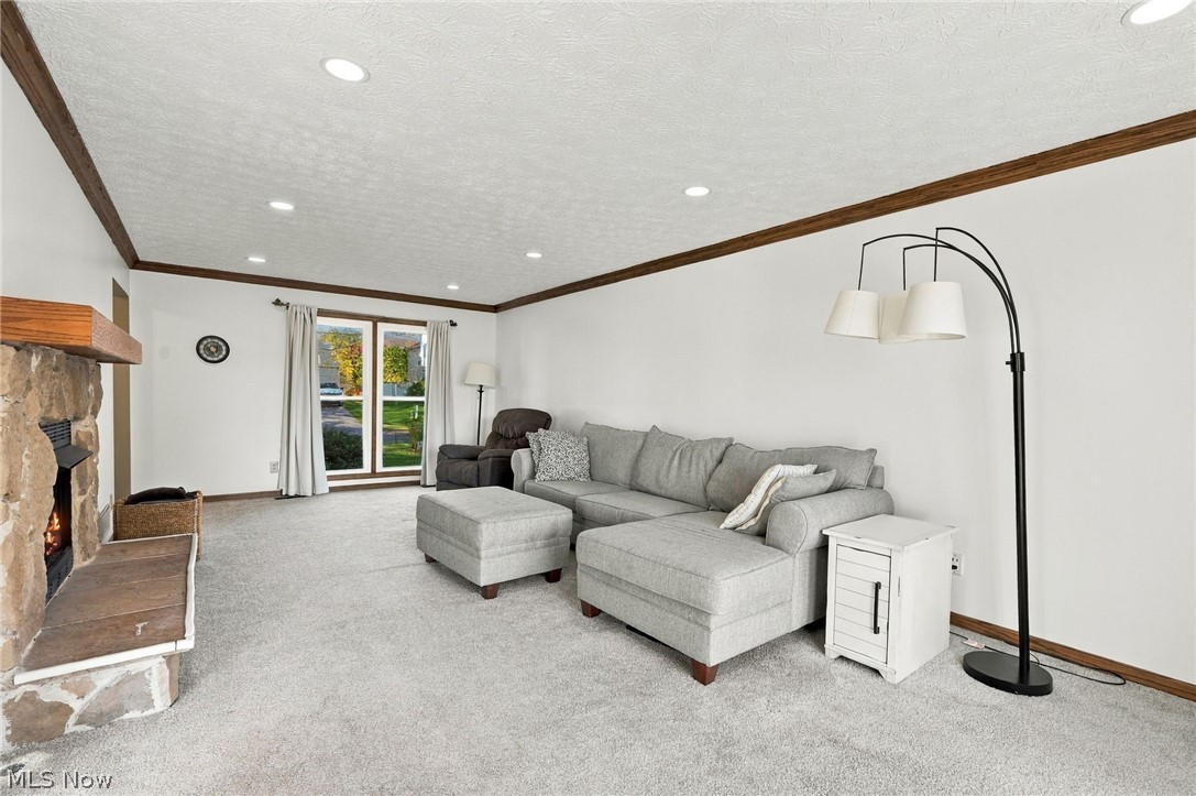 665 Oakcrest Drive Wadsworth OH 44281