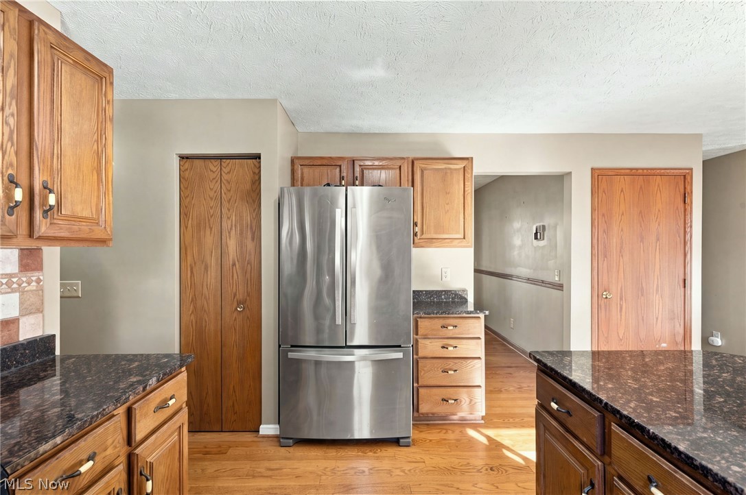 665 Oakcrest Drive Wadsworth OH 44281