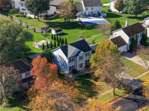 665 Oakcrest Drive Wadsworth OH 44281