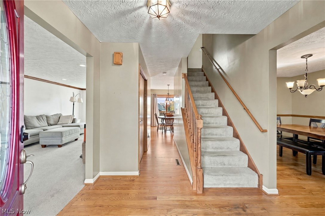 665 Oakcrest Drive Wadsworth OH 44281