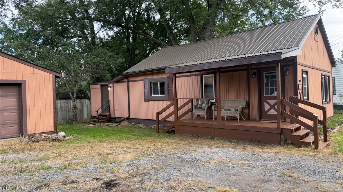 480 N Leavitt Road Leavittsburg OH 44430