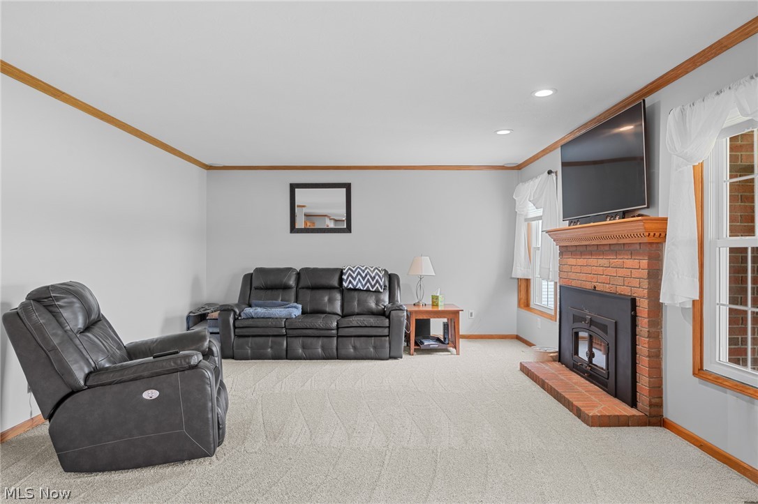 2275 Cyprus Drive SE Massillon OH 44646