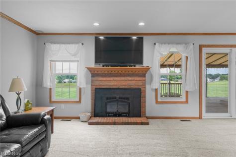 2275 Cyprus Drive SE Massillon OH 44646