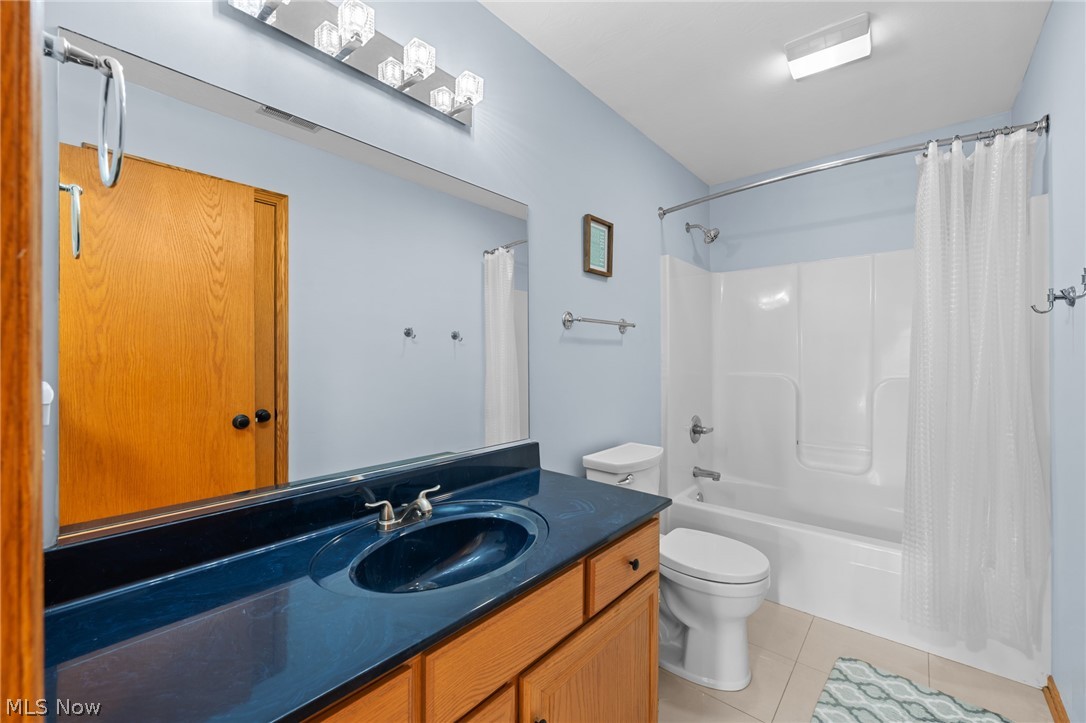 2275 Cyprus Drive SE Massillon OH 44646