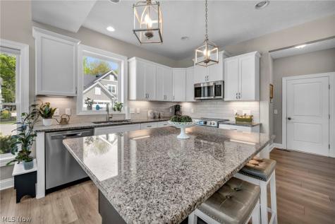 606 Monteforte Court Avon Lake OH 44012