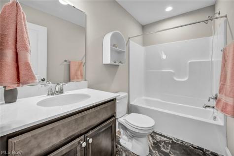 606 Monteforte Court Avon Lake OH 44012