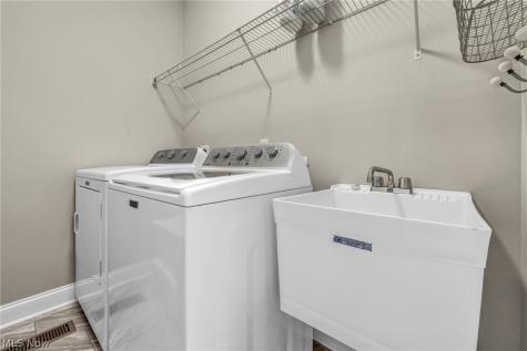 606 Monteforte Court Avon Lake OH 44012